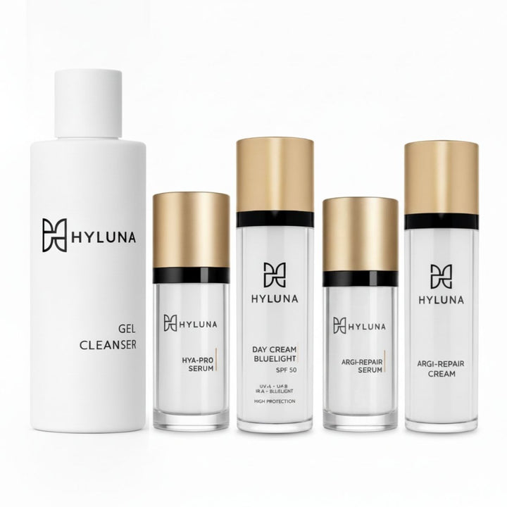 Gel Cleanser, Argi Repair Serum Day Cream Bluelight Filter SPF50 Hya Pro Serum und Argi Repair Cream im Bundle auf dem Bild von links nach rechts.